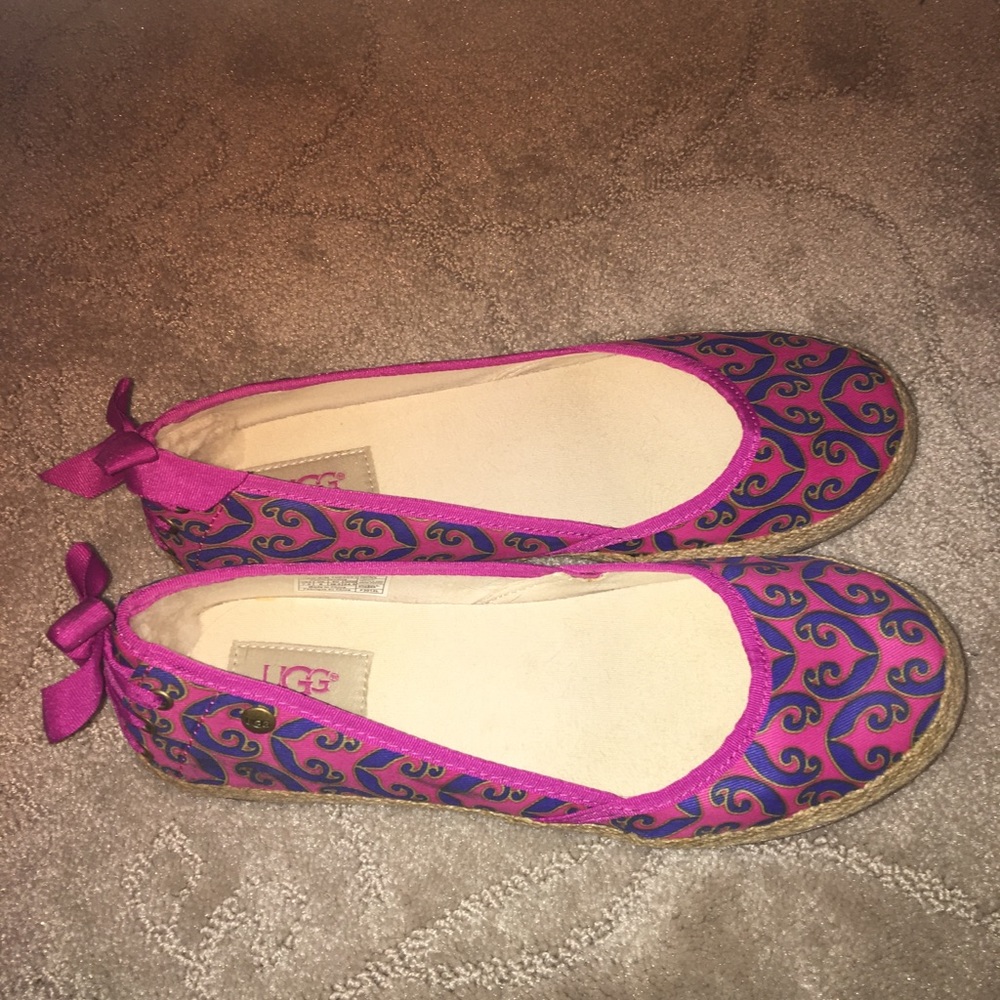 UGG patterned slippers
